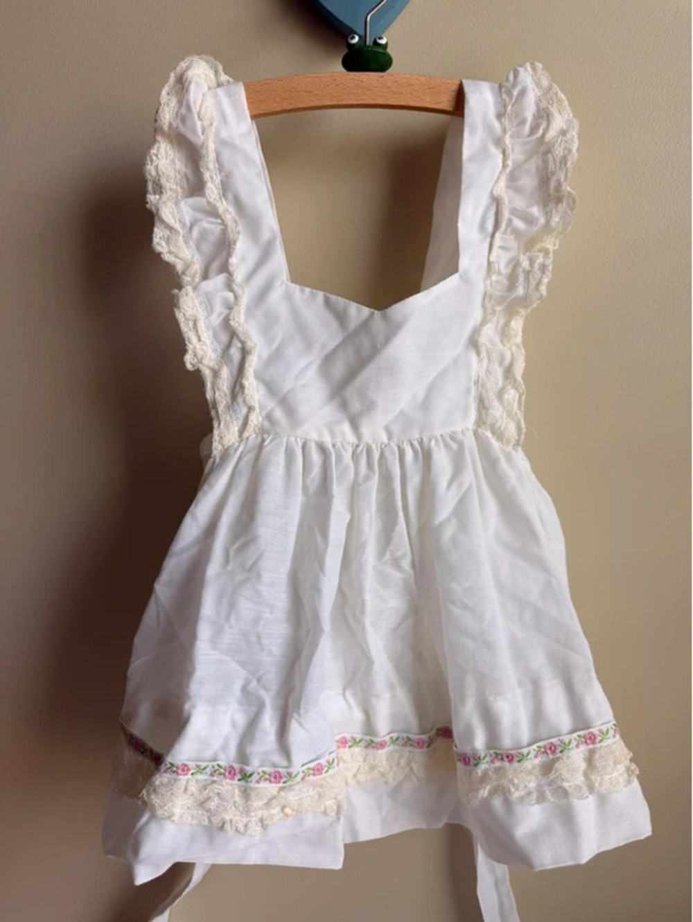 Vintage Handmade White Pinafore Apron Dress Floral Lace Trim Cottagecore 2T
